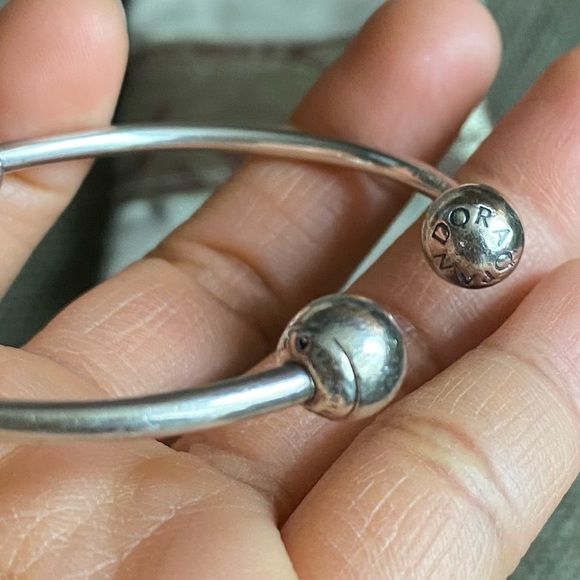 Authentic Pandora Bracelet Bangle Charm & Stoppers - Picture 10 of 13